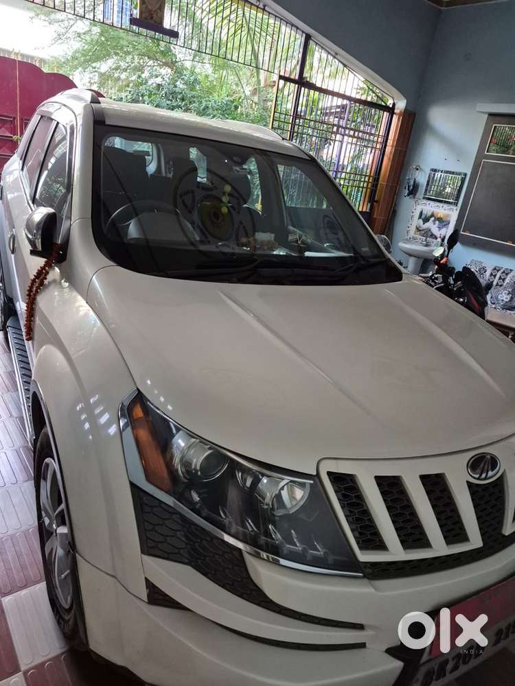 Mahindra Xuv500 W8 2015