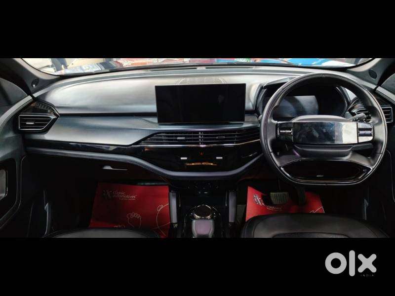 Tata Safari Adventure X Plus 7 Str Dark Edition At, 2024, Diesel