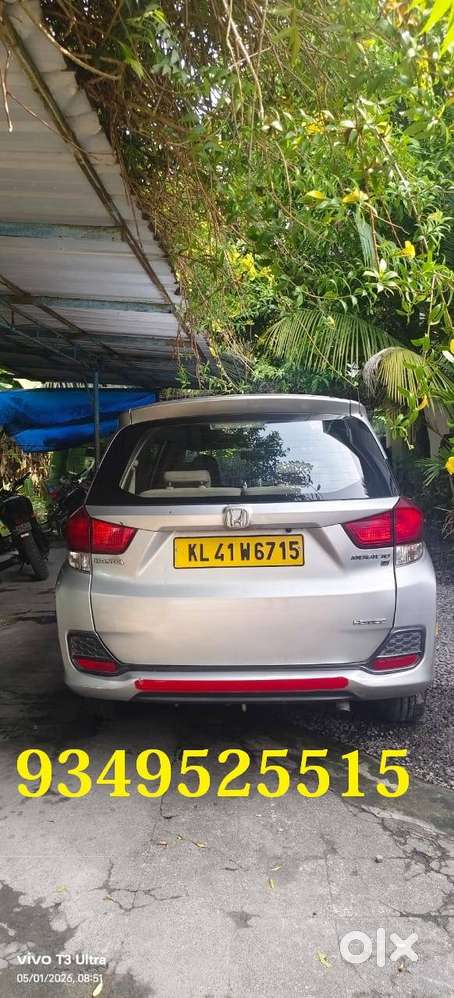 Honda Mobilio 2015 Diesel Attached In Uber(xl)