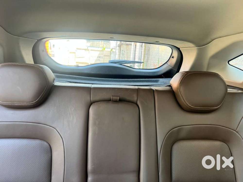 Tata Harrier Xz 2.0l Kryotec Bsiv Is A Powerful Diesel Suv With A Stro