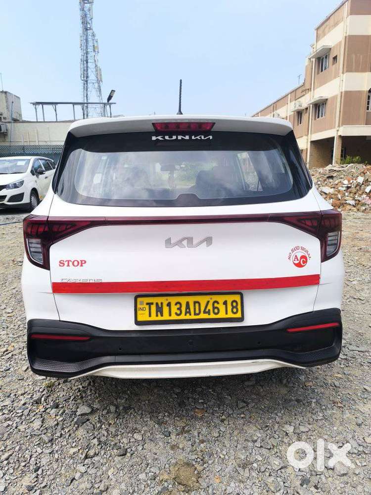 Kia Carens, 2024, Petrol