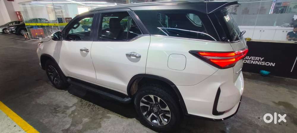 Toyota Fortuner Legender 4X4 AT 2.8, 2022, Diesel