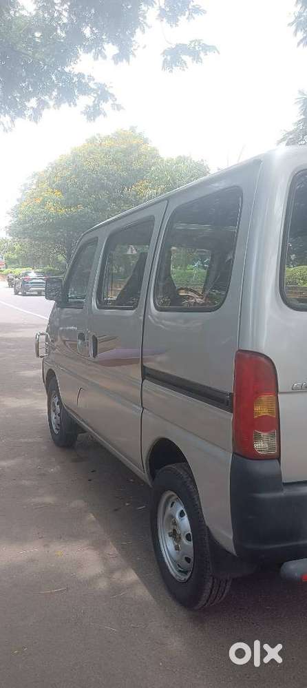 Maruti Suzuki Eeco Smiles 7 Seater Standard, 2012, Petrol