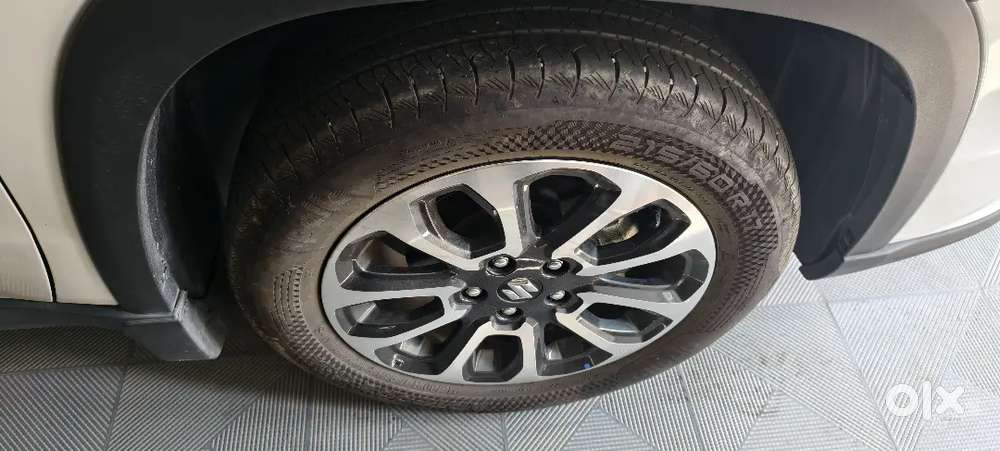 Maruti Suzuki Grand Vitara 2023 Petrol Well Maintained