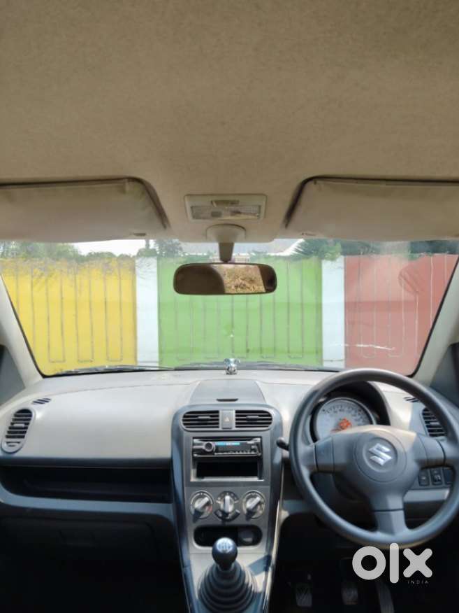 Maruti Suzuki Ritz Lxi, 2010, Petrol