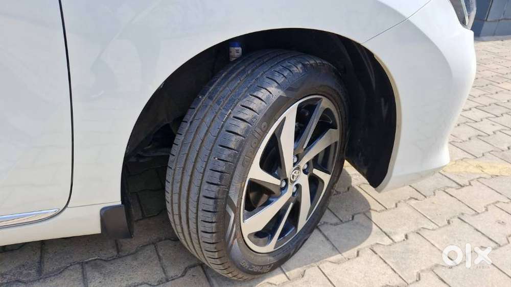 Toyota Glanza 1.2 V, 2025, Petrol