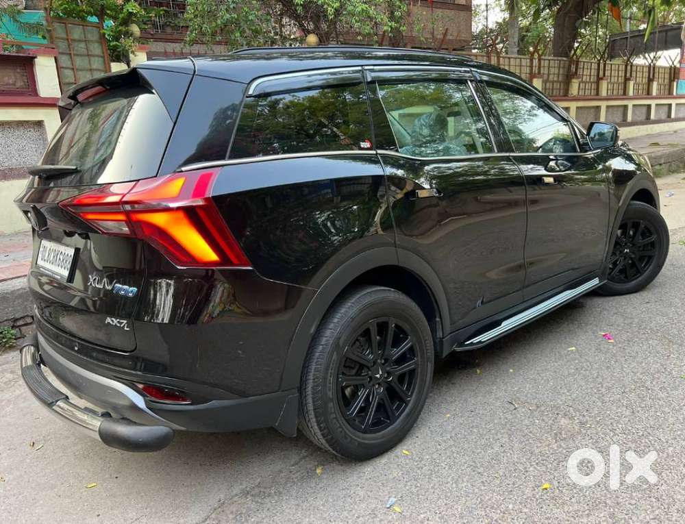 Mahindra Xuv700 2.0 Ax 7 Petrol At Luxury Pack Str, 2025, Petrol