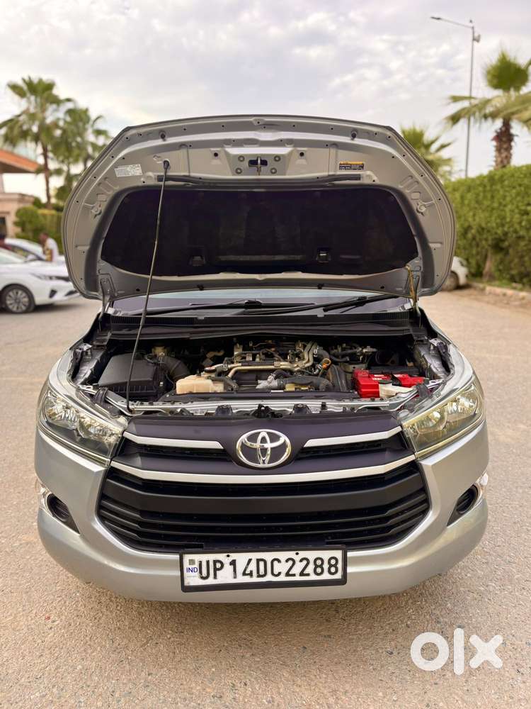 Toyota Innova Crysta 2.4 Gx Mt, 2017, Diesel