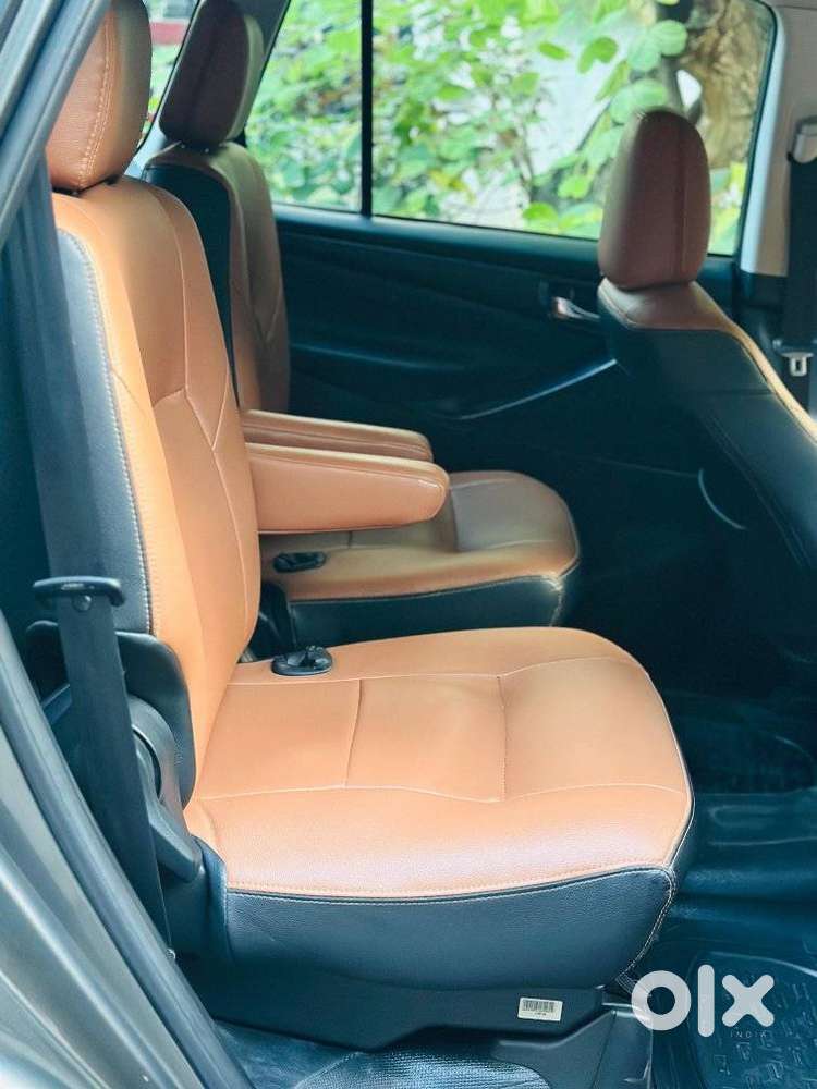 Toyota Innova Crysta 2.8 Gx At 7 Str, 2021