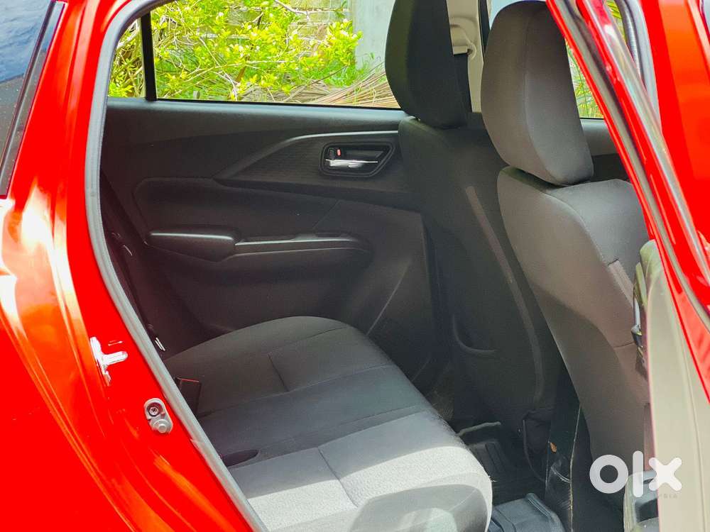 Maruti Suzuki Swift 1.2 Vxi (o), 2024, Petrol