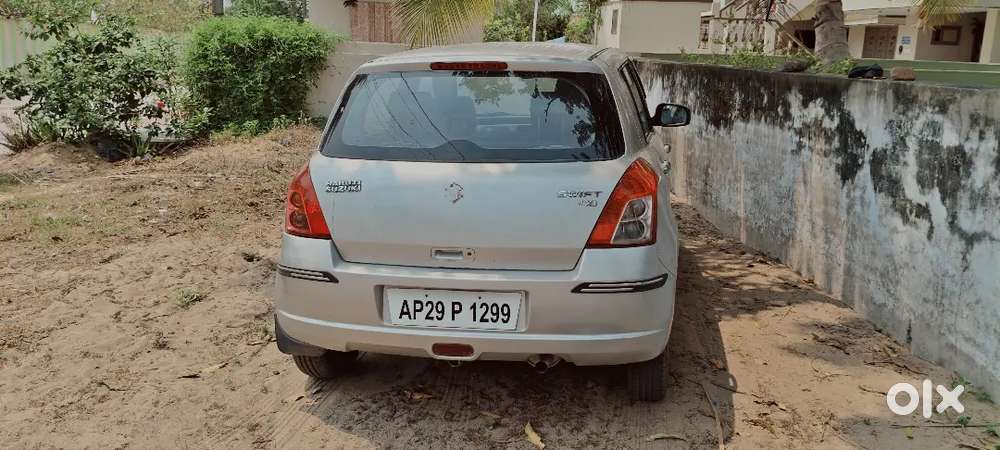 Maruti Suzuki Swift 2006 Petrol 108300 Km Driven
