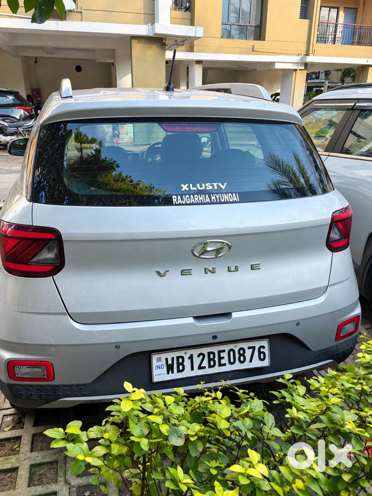 Hyundai Venue S Mt 2021