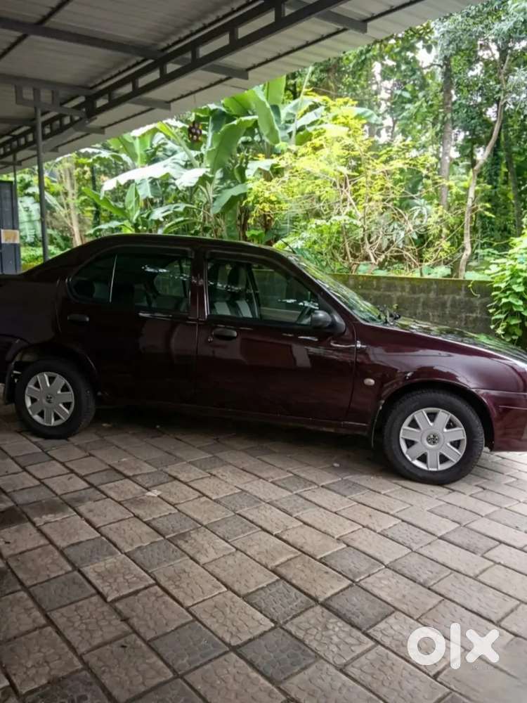 Ford Ikon 2009