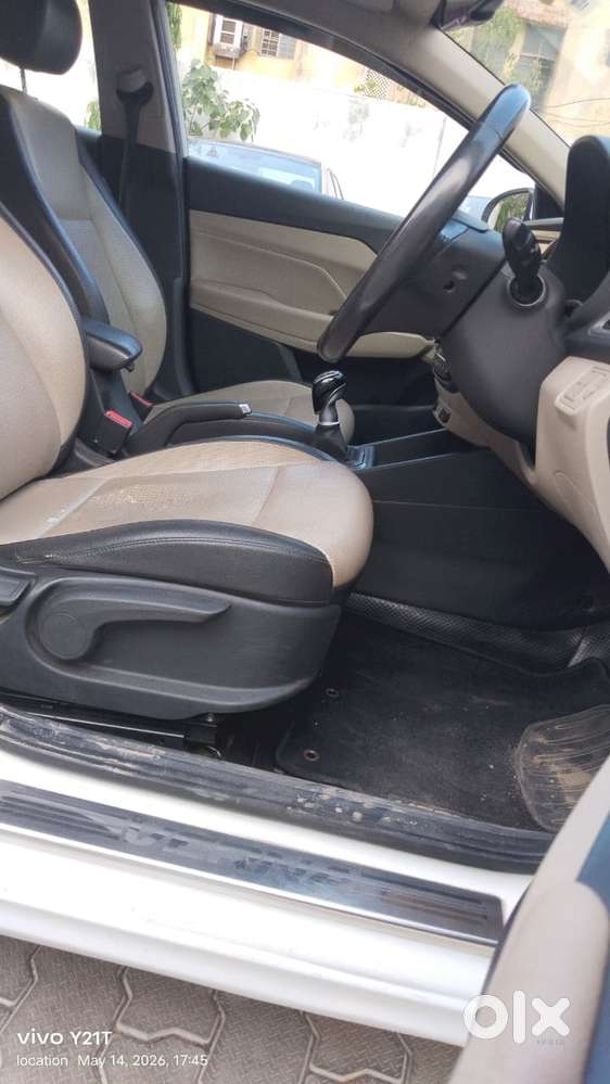 Hyundai Verna 1.6 Sx (o) Vtvt, 2019, Petrol