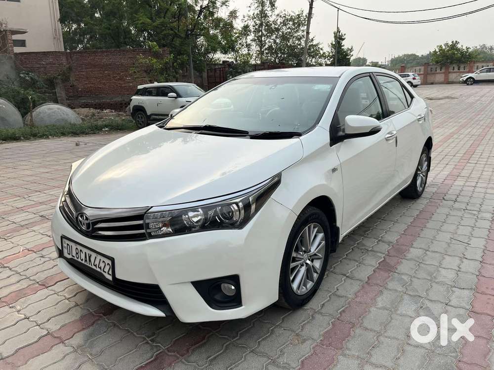 Toyota Corolla Altis Vl At, 2015, Petrol
