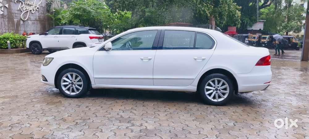 Skoda Superb Elegance 1.8 Tsi At, 2014, Petrol