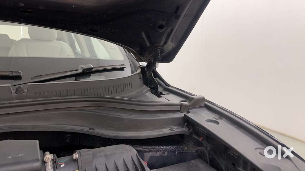 Mahindra Xuv700 2.2 Ax 7 Diesel At Luxury Pack Str, 2022, Diesel