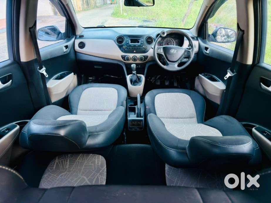 Hyundai Grand I10 Nios Sportz, 2016, Petrol