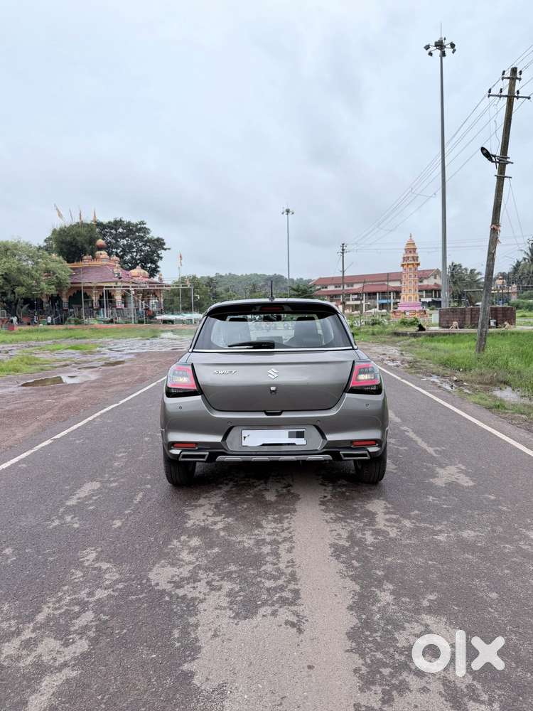Maruti Suzuki Swift Zxi Plus Amt Dual Tone, 2025, Petrol