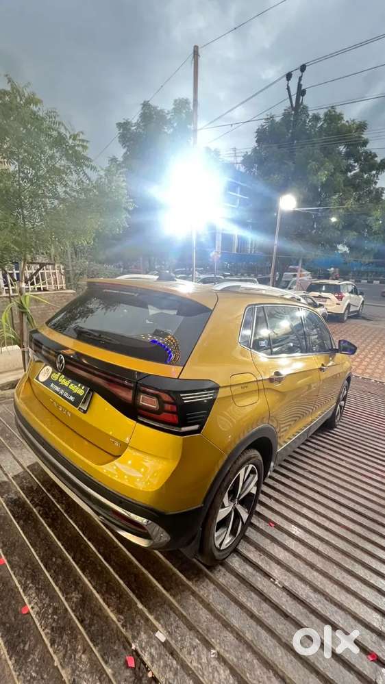 Volkswagen Taigun 1.0 Tsi Topline At, 2022, Petrol