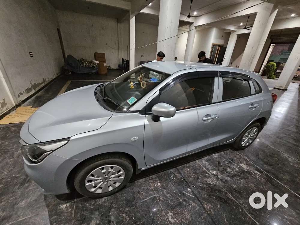 Maruti Suzuki Baleno Stary Silver