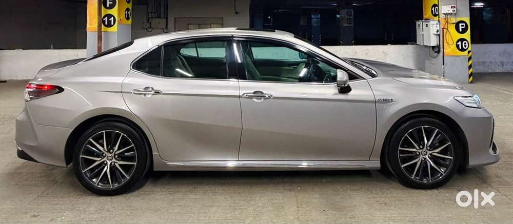 Toyota Camry 2.5 Hybrid, 2023, Petrol