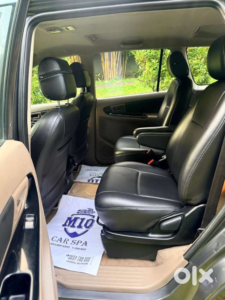Toyota Innova 2.5 G (diesel) 7 Seater, 2016, Diesel