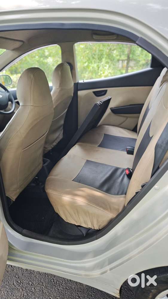 Hyundai Eon Magna 2012