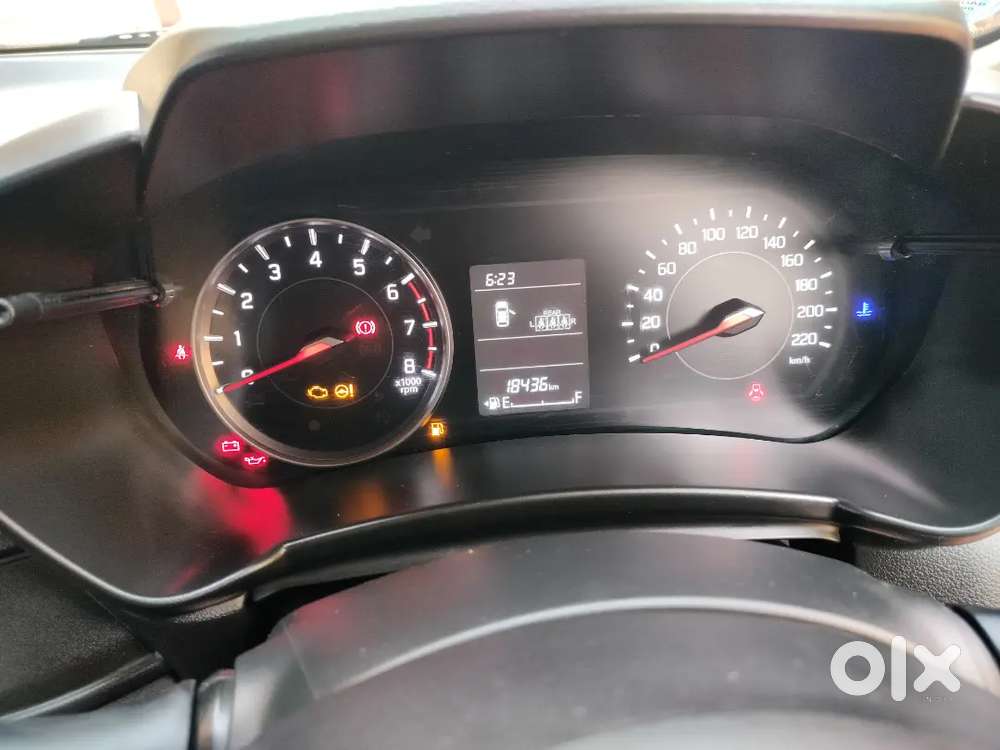 Maruti Suzuki New-gen Swift 2025 December Petrol 22000 Km Driven