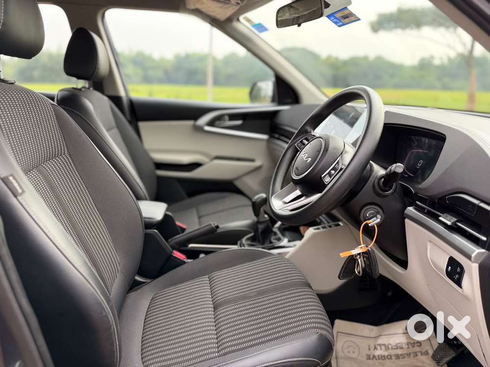 Kia Carens 1.4 Prestige 7 Str, 2022, Petrol