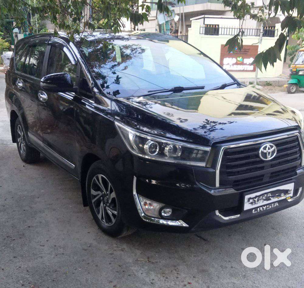 Toyota Innova Crysta 2.4 V, 2025, Diesel