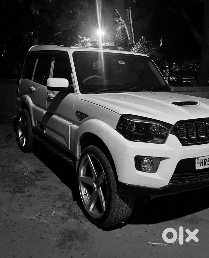 Mahindra Scorpio 2018 Diesel Well Maintained