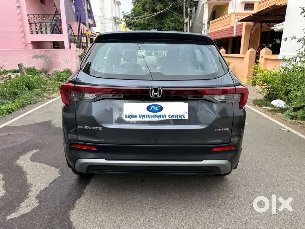 Honda Elevate V Mt, 2023, Petrol