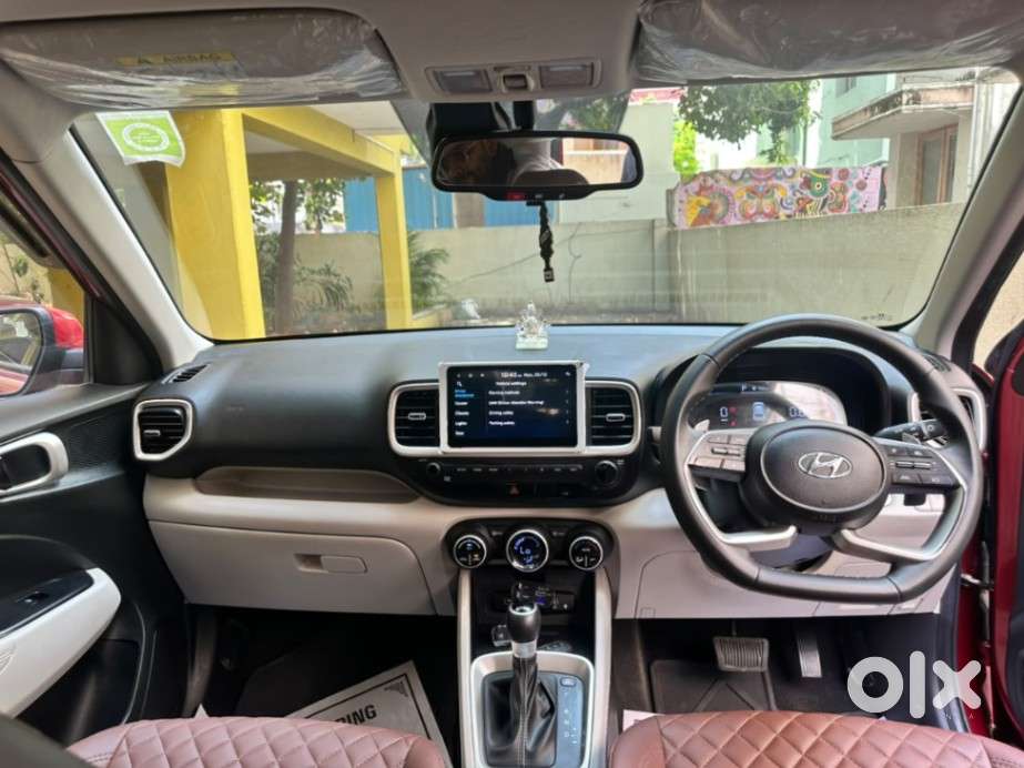 Hyundai Venue 1.0 Sx (o) Turbo Dct, 2024, Petrol