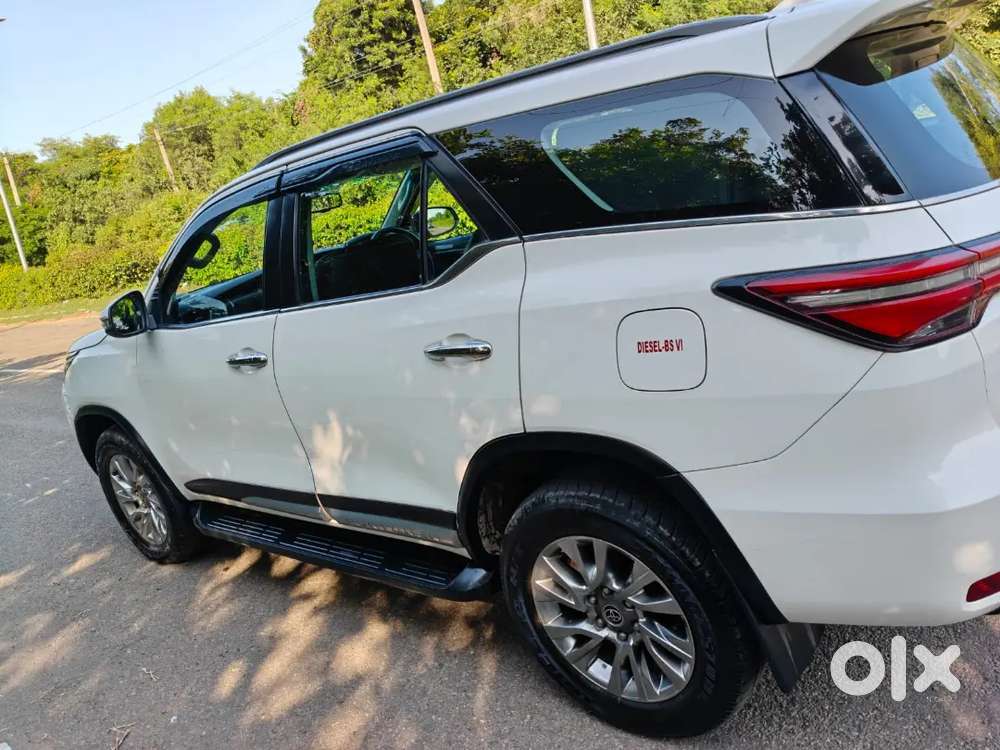 Toyota Fortuner  2022 (at 4&times;4)top Model