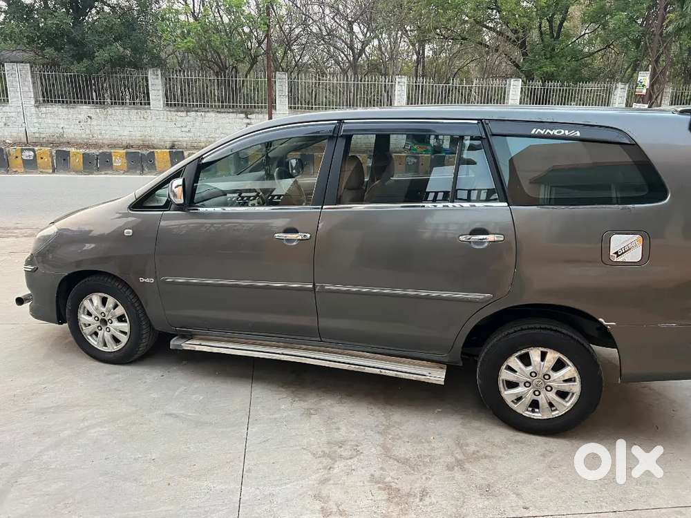 Toyota Innova 2.5 V 2009