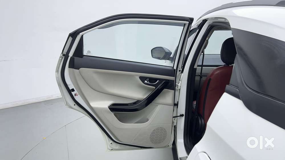 Tata Nexon 1.2 Revotron Xz Plus (o), 2022, Petrol