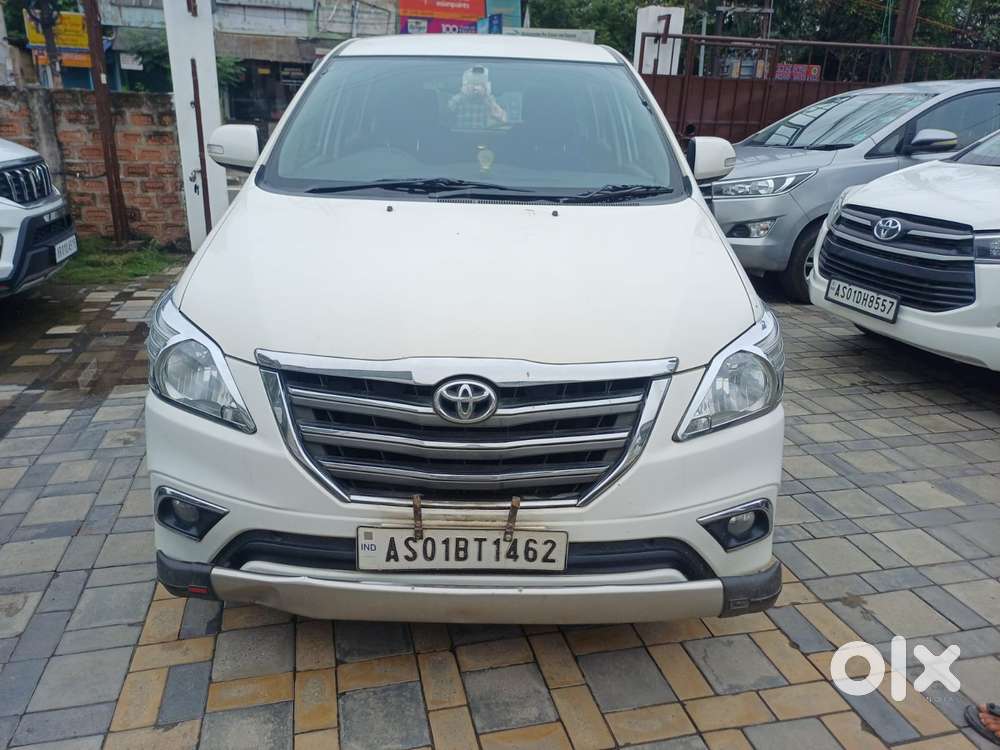 Toyota Innova 2.5 Vx 7 Str Bs-iii, 2015, Diesel