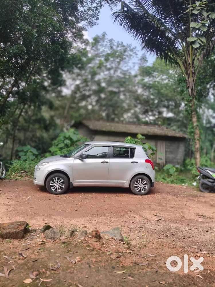 Maruti Suzuki Swift 2006 Year