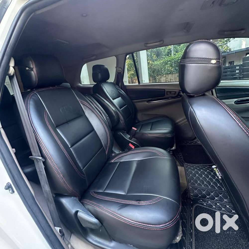 Toyota Innova 2015 Diesel Well Maintained