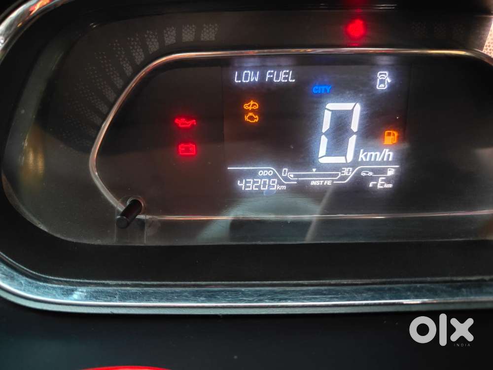 Tata Tiago 1.2 Revotron Xz Plus, 2019, Petrol
