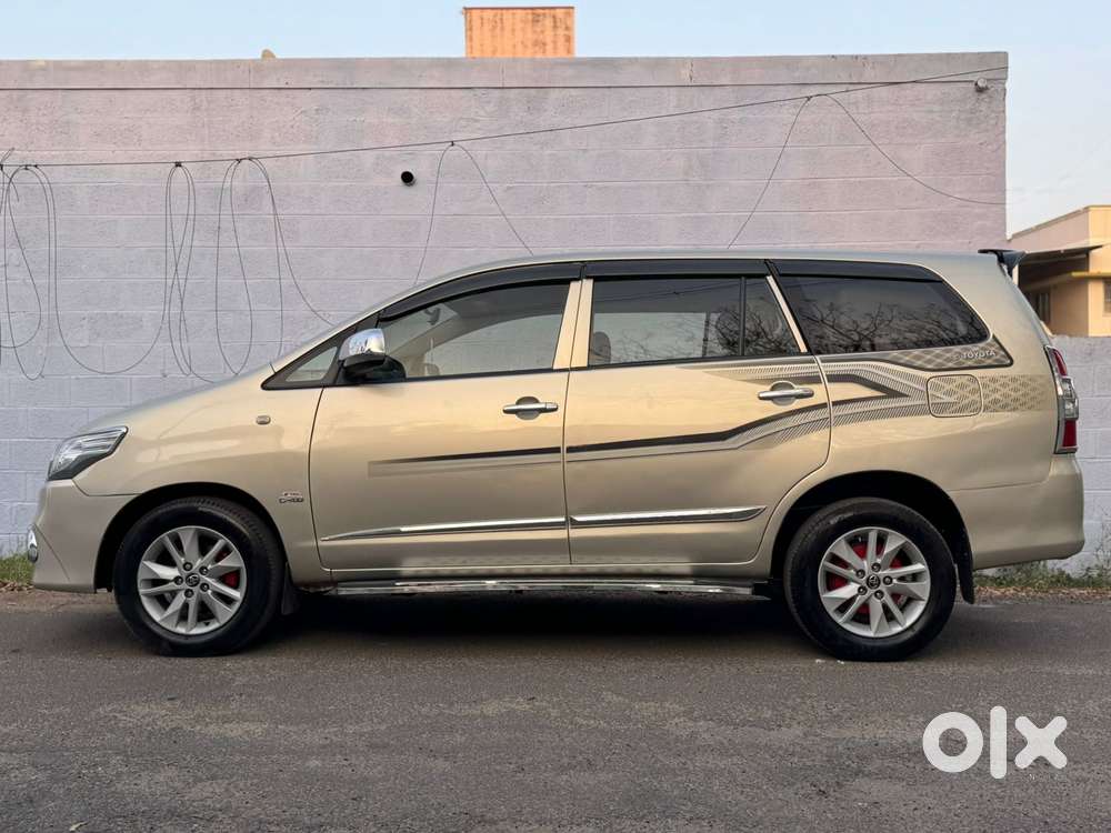 Toyota Innova 2.5 G (diesel) 7 Seater, 2015, Diesel