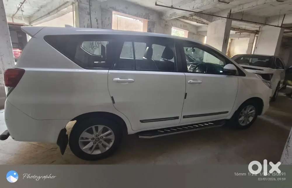 Innova Crysta Direct Owner's