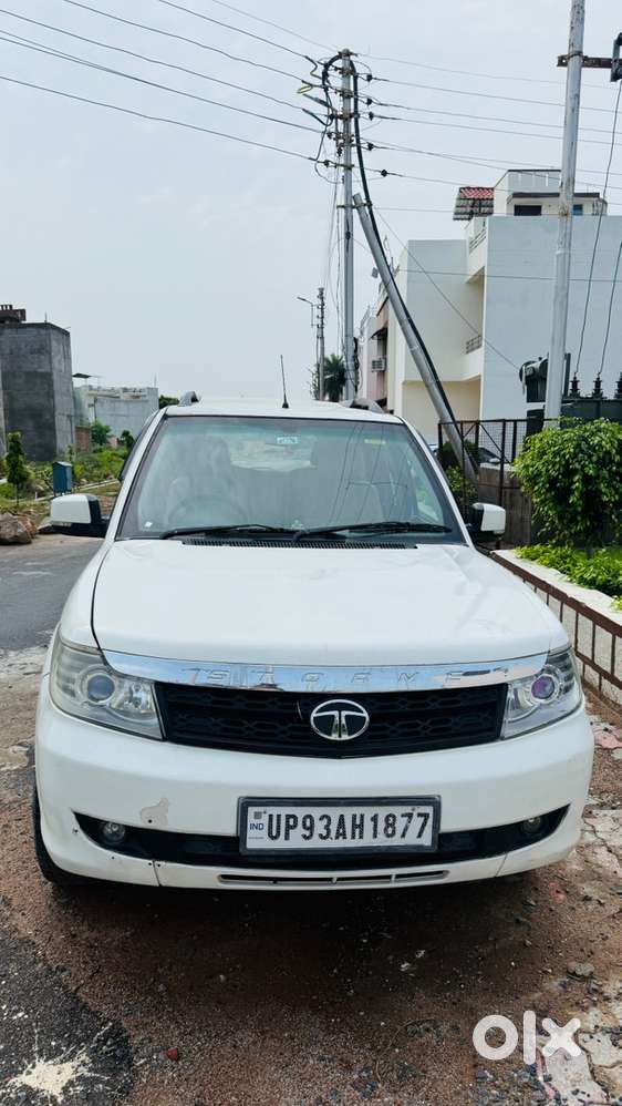 Tata Safari Storme 2013