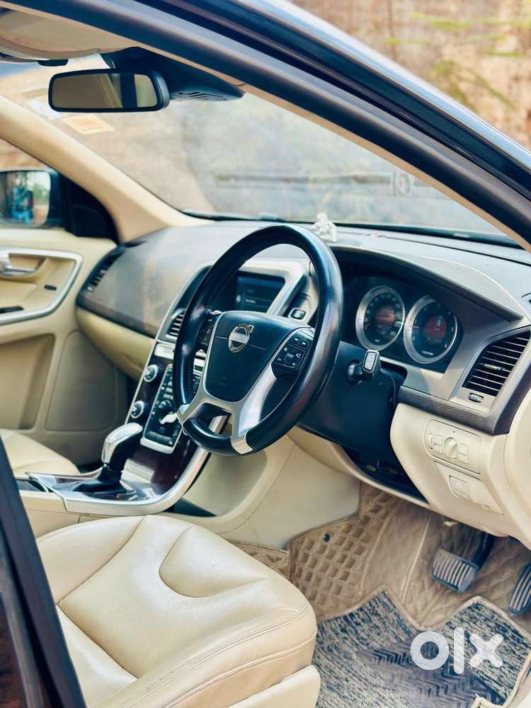 Volvo Xc60 D5 Awd Automatic, 2013, Diesel