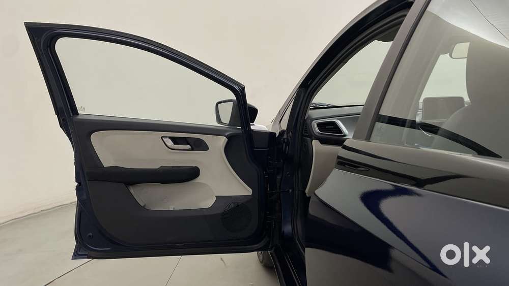 Tata Altroz Xz Plus (o) (s), 2024, Petrol