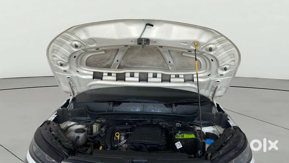 Skoda Kushaq 1.0 Tsi Ambition, 2022, Petrol