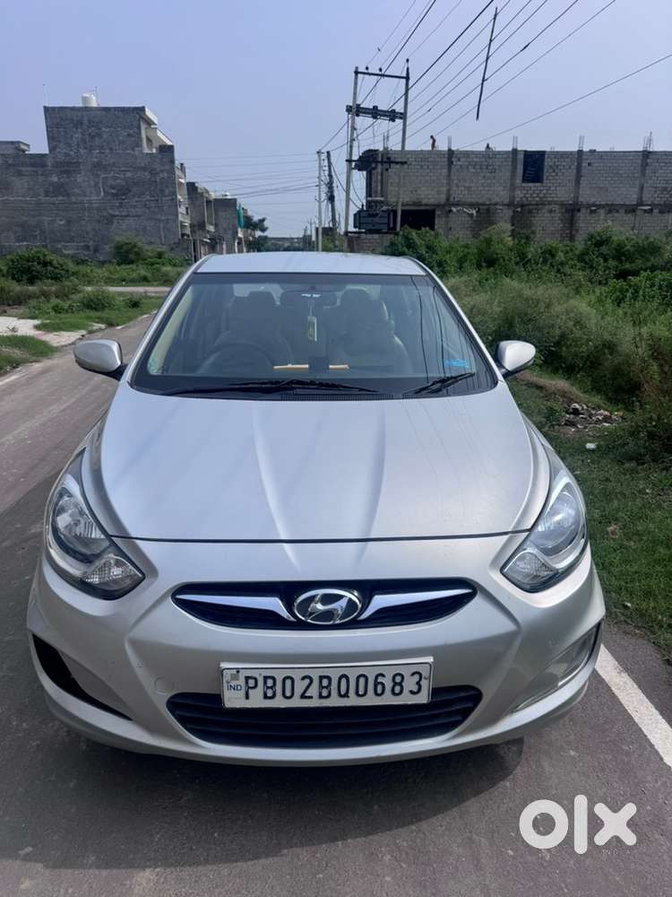 Hyundai Fluidic Verna 2011