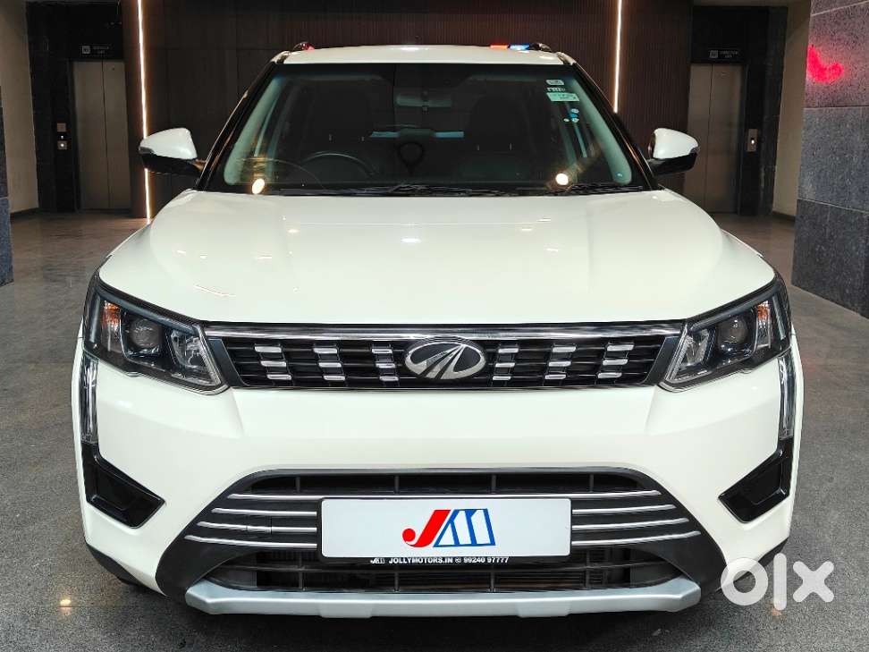 Mahindra Xuv300 W8 Option Diesel, 2022, Diesel