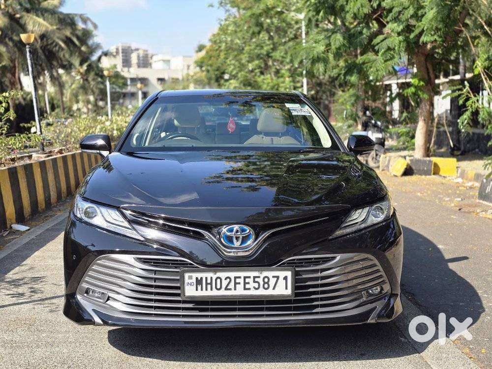 Toyota Camry Hybrid, 2019, Petrol
